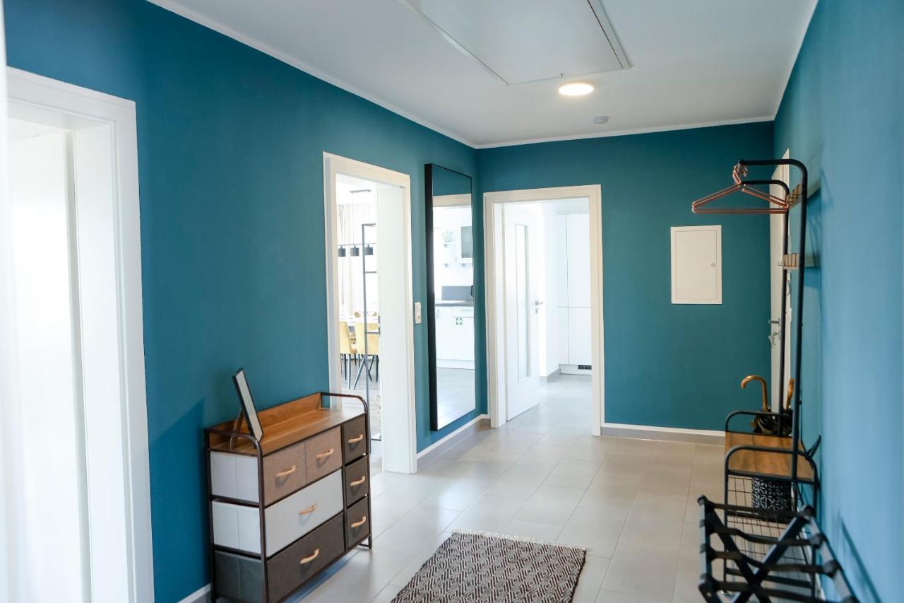 Lumen Homes - Design-apt. Nahe Audi Und Altstadt, 3 Zimmer, Netflix *