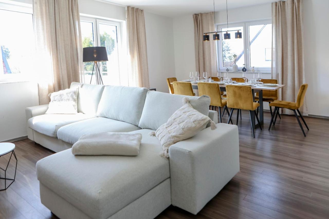 Lumen Homes - Design-apt. Nahe Audi Und Altstadt, 3 Zimmer, Netflix