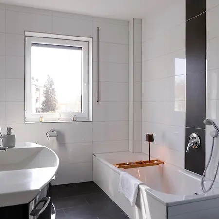 Lumen Homes - Design-Apt. Nahe Audi Und Altstadt, 3 Zimmer, Netflix Ingolstadt Exterior photo