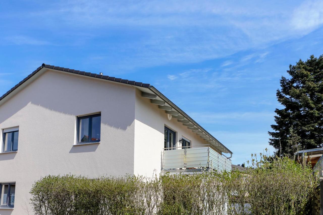 Lumen Homes - Design-apt. Nahe Audi Und Altstadt, 3 Zimmer, Netflix *