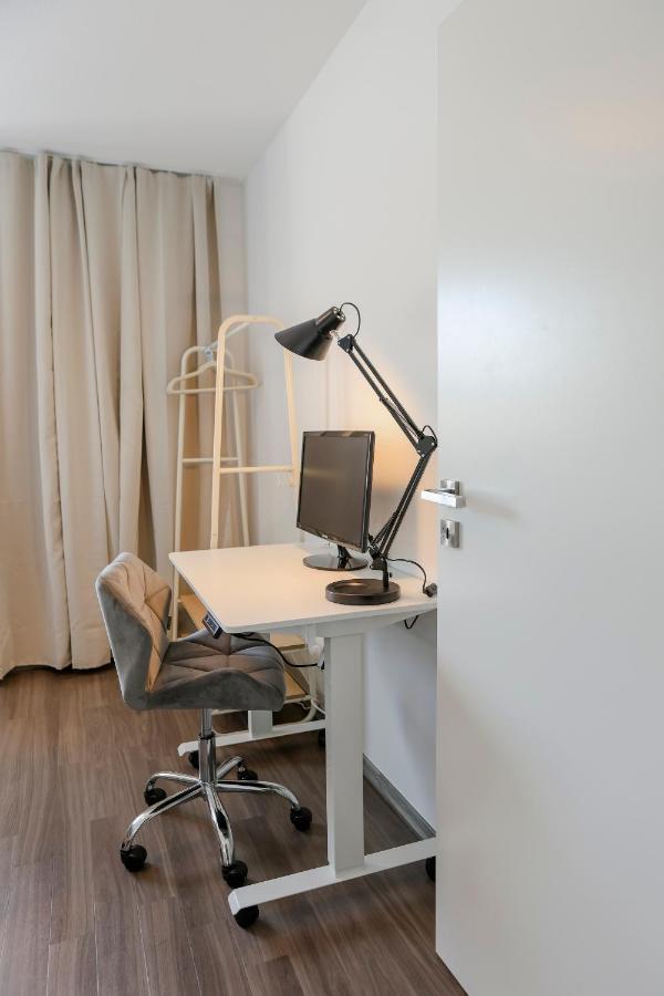 Apartment Lumen Homes - Design-apt. Nahe Audi Und Altstadt, 3 Zimmer, Netflix